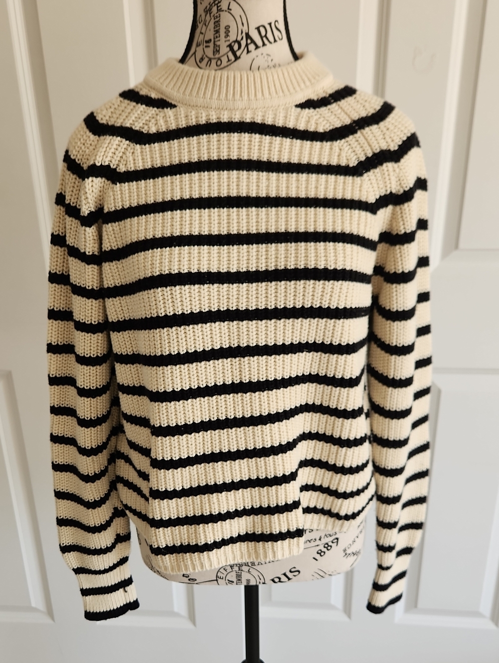 Alex Mill Black and Cream Stripe Sweater SZ S